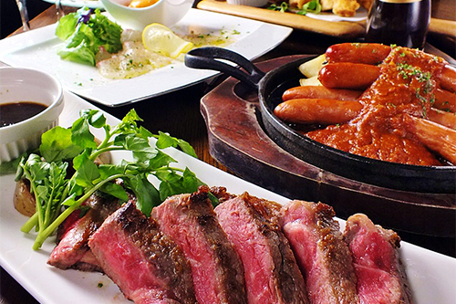 アンガス牛ステーキのメインコース「全8品」例